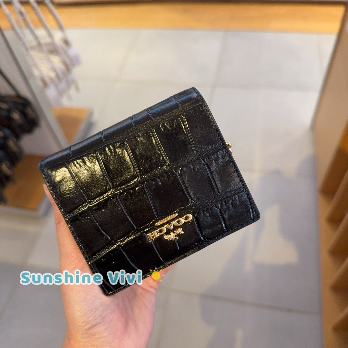 最終値下げ！COACH Wallet ラグジュアリー クロスグレーン レザー COACH Corner Zip Wristlet With Spark Wristlet Pouch Card Wallet