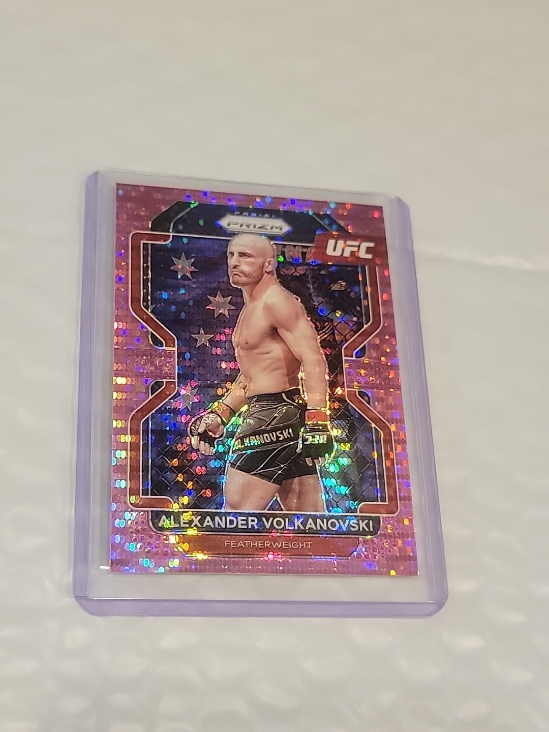2022 PRIZM UFC PINK PULSAR No. 147 ALEXANDER VOLKANOVSKI #42/42 Bookend TopLoad
