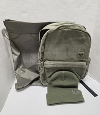 In-N-Out Burger Exclusive Employee Christmas Gift Set Backpack,Beanie & Holder