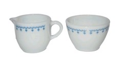 Vintage 2 Pc Set Pyrex Corning Snowflake Garland Cream Sugar Pitcher Bowl EUC