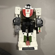 Transformers Earthrise Wheeljack Complete Deluxe Siege War For Cybertron