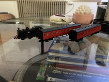 Graham Farish N scale/Gauge 371-908 57xx AND Dapol 2P-003-010 BR Coach set