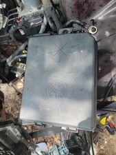 2017-2022 Buick Encore Under Hood Fusebox Fuse Box Relay Module 42624875 OEM