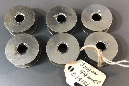 Vtg 6 qty Singer 44 Sewing Machine Bobbins #19131