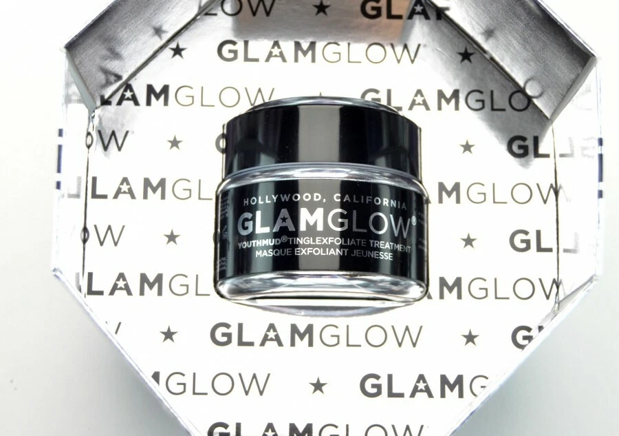 GLAMGLOW GIFTSEXY Ultimate Anti-Aging Set - Image 3 of 4