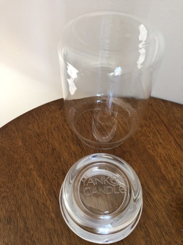 LARGE YANKEE CANDLE JAR 22 OZ. (actually holds 32 oz. of liquid) - Picture 7 of 7