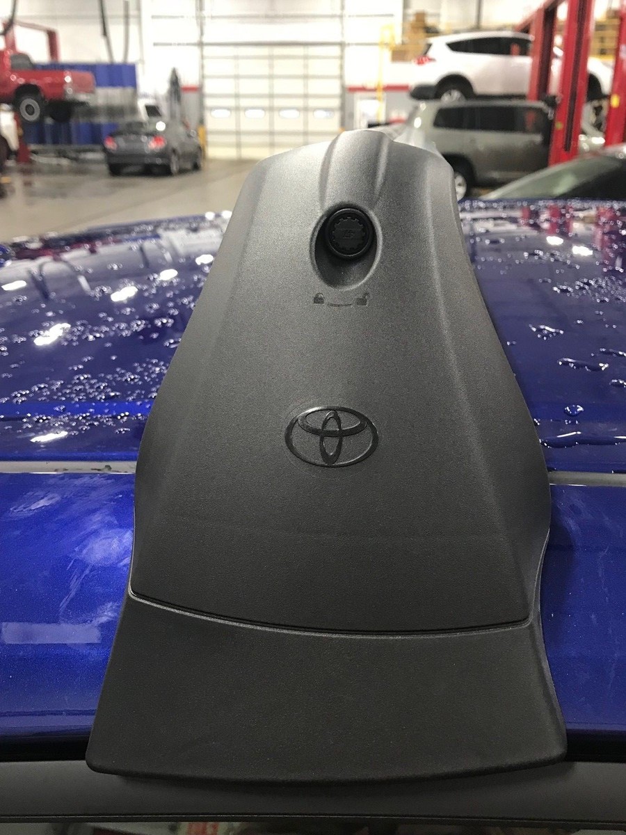 Genuine Toyota Prius Roof Cross Bars Pw301-47005 or Pw301-47009