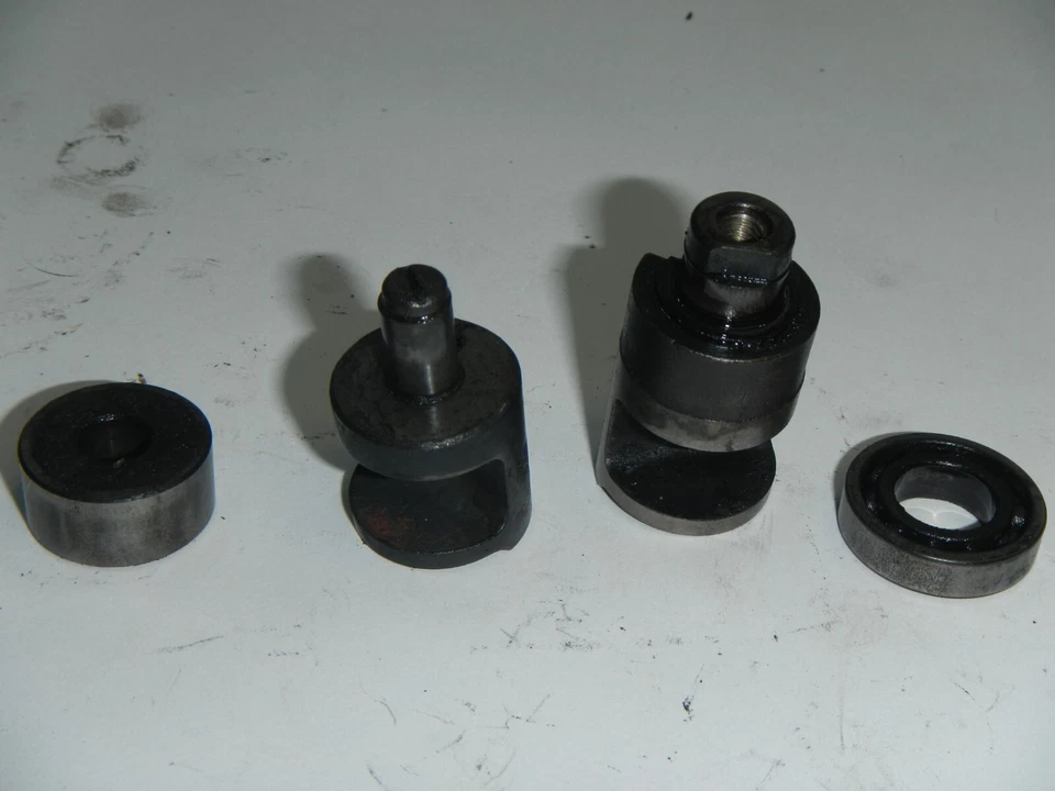 1996 Honda CR250R exhaust power valve pivot lifters  - Image 3 of 4