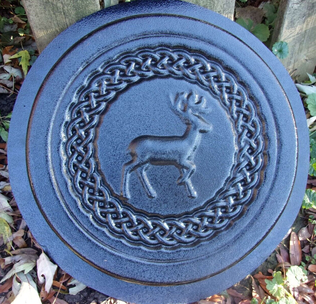 Deer celtic steppingstone mold plastic casting concrete mould  12" x 1.5" thick