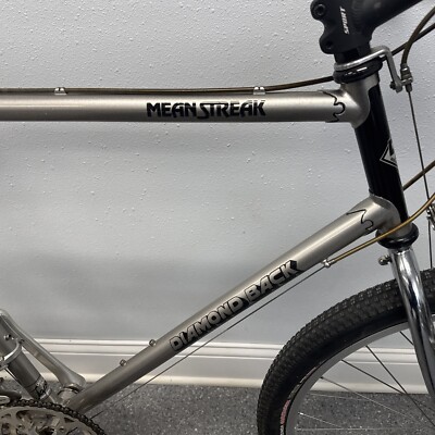 ビンテージトランク ヘレン・ウッド Q405 Bicycle Vintage Car Light British Bullets Front
