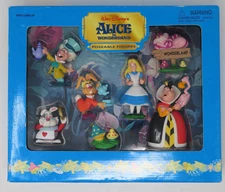 Walt Disney Parks Alice in Wonderland 7 Poseable Figures NEW