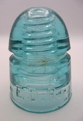 E.D.R. LIGHT AQUA CD 145 GLASS INSULATOR