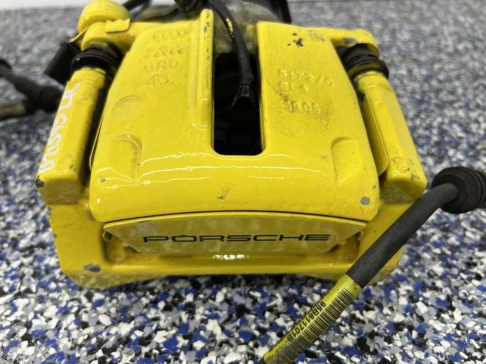 Driver Left Caliper Front S Model Fits 15-16 PORSCHE MACAN 924785 - Image 2 of 4