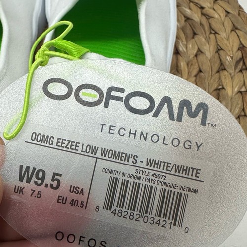 OOFOS Oomg Eezee Sport Slip On Sneakers White Size 9.5 Women's - Picture 9 of 9
