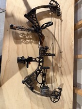 Mathews Drenalin Compound Bow Right-Handed 28in Draw 60-70lb solo cam