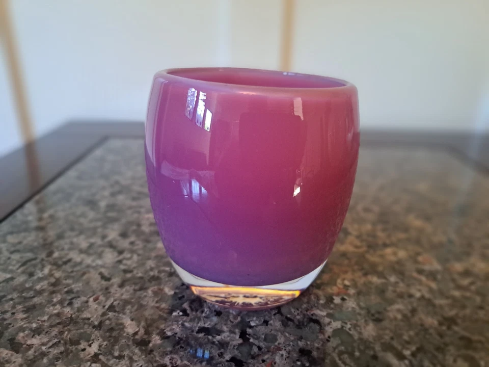 Glassybaby Pre-Triskelion Votive Candle Holder, Smooch? Second? - Image 3 of 4