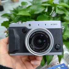 Fujifilm FinePix X30 12.0MP 4x Zoom Compact Digital Camera English -95 New