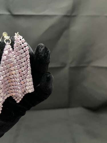 Vintage Disco Style 90s Lavender Tone Metal Mesh Panel Earrings - Picture 5 of 7