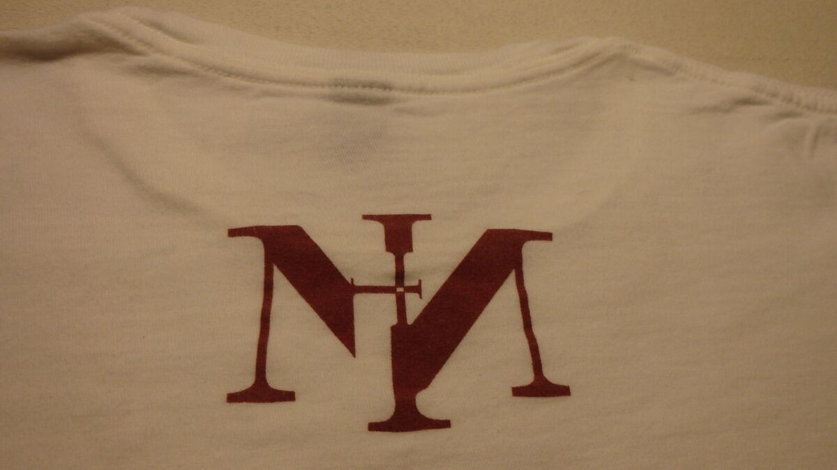 Vintage Nine Inch Nails Sin T-Shirt size Large Graphics on Vintage Nine Inch Nails Sin T-Shirt size Large Graphics on