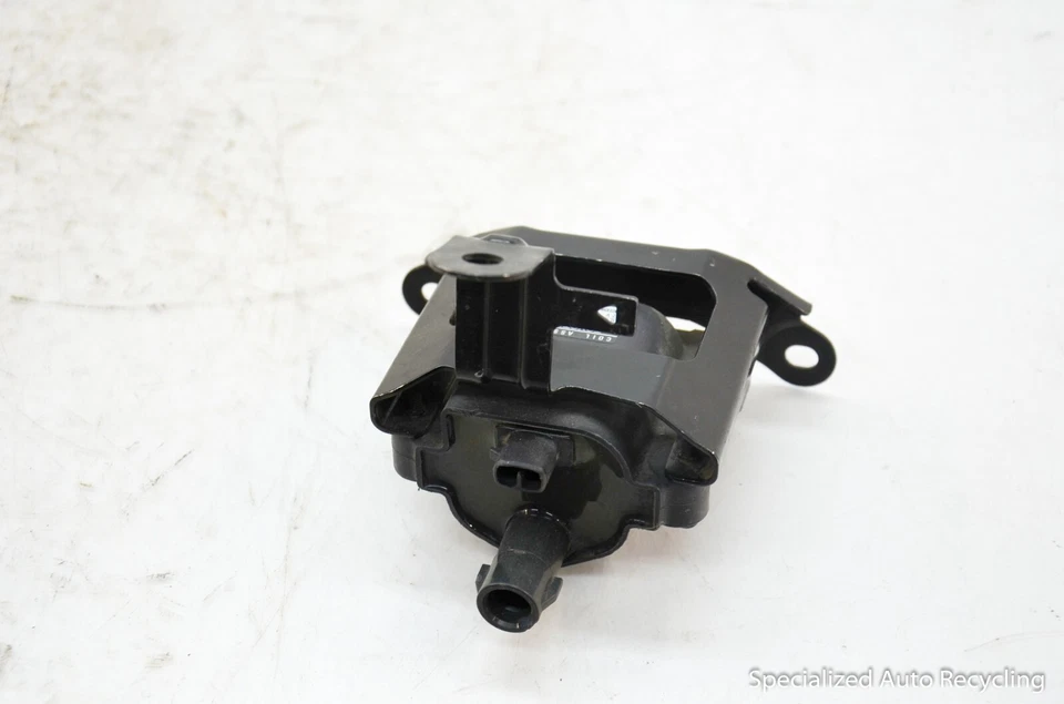 1992 LEXUS SC300  Engine Coil Ignitor Ignition #19080-46020 - Image 4 of 4