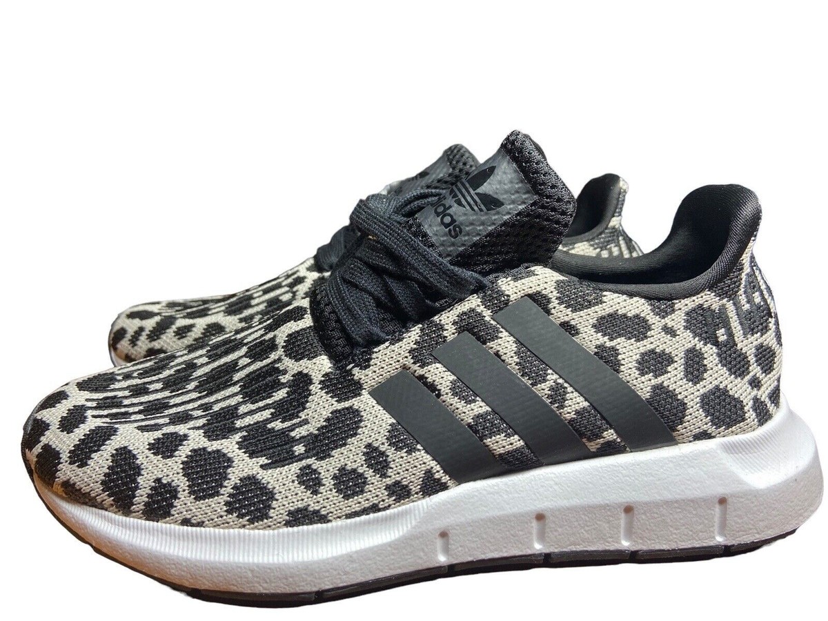 adidas gazelle silver green womens adidas Originals Women's Tokyo "Leopard"
