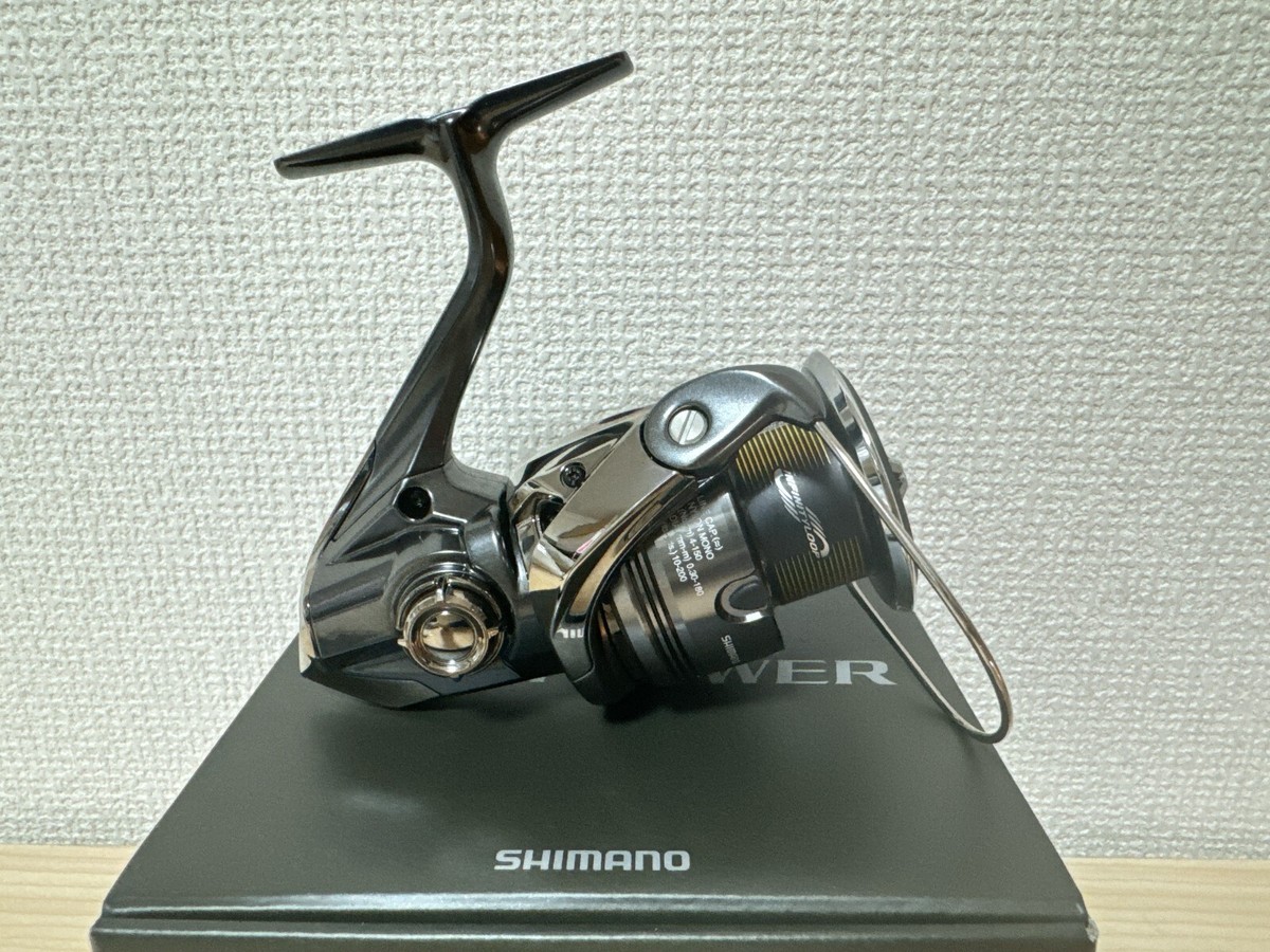 Spinning Reel 24 TWIN POWER 4000PG Gear Ratio 4.4:1 Fishing Reel