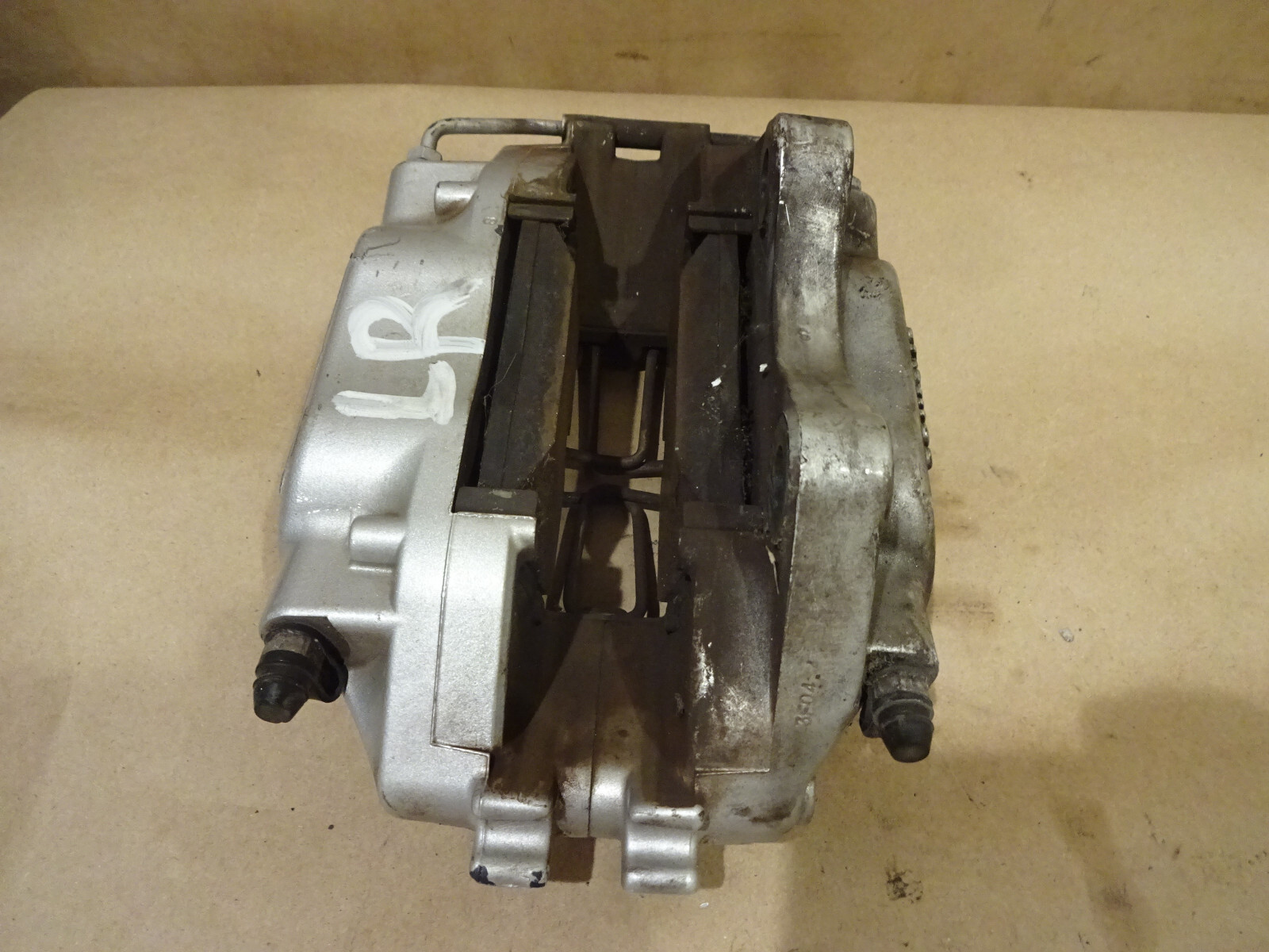 Maserati 4200 Coupe Spyder LH Left Rear Brake Caliper Silver P/N 200058