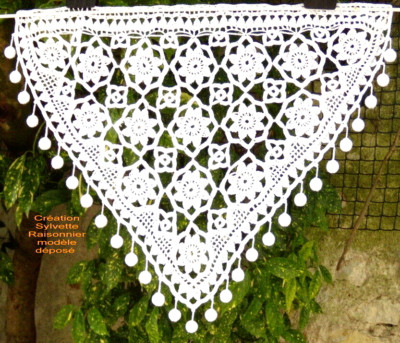 NAPPERONS CROCHET MAIN artisanat français sous verres blancs creation