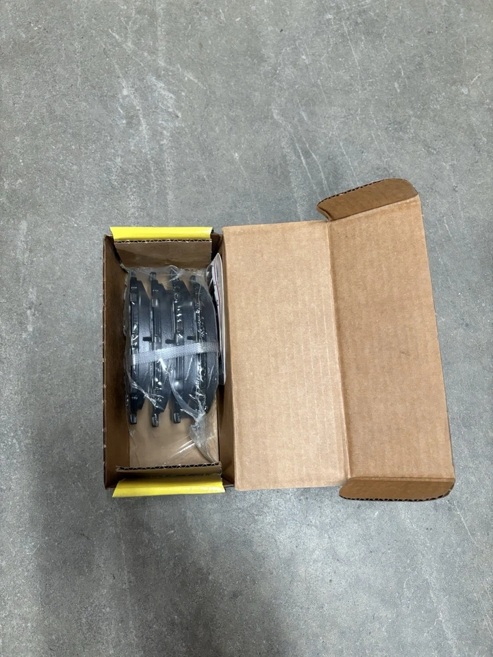 Pastillas de freno delanteras Hawk HB352Z.665 Performance cerámica Subaru Impreza Legacy WRX Foto 2 de 2