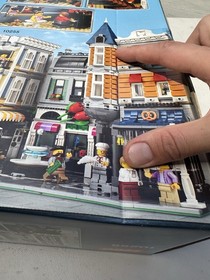 LEGO 10255 Assembly Square Modular CREATOR BRAND NEW SEALED