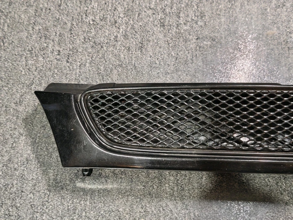 Subaru Impreza 1997-2001 parrilla negra con malla de acero 2,5RS GC8 Outback Sport Foto 2 de 4