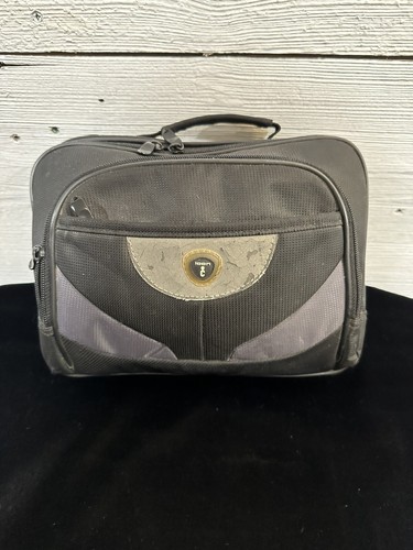 Polaroid Portable DVD Player 7" PDM-0723 With Carry Case And Remote. Read Descri - Picture 7 of 9