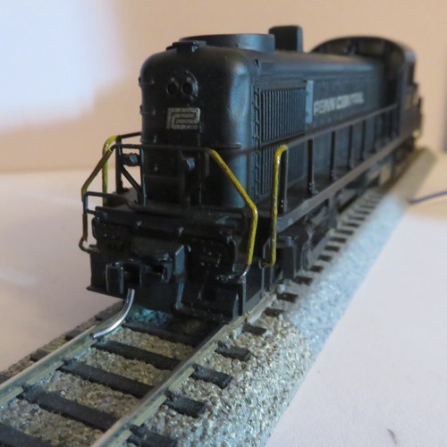 Atlas/Kato HO Penn Central RS-3 DC/DCC, Directional LED Lights, KD's Weathered - Picture 2 of 12