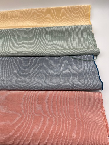 Tela Moire de seda salmón por 2 metros, estampado de marca de agua, opciones multicolores. - Imagen 11 de 22
