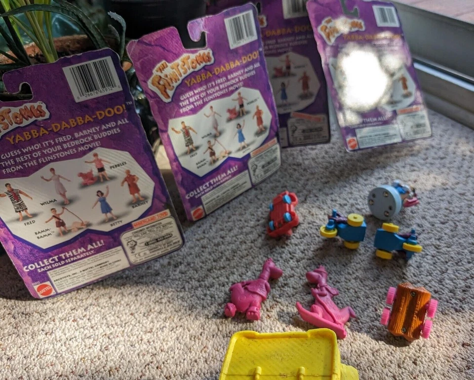 Lote de bonecos de ação colecionáveis vintage dos anos 90 Flintstones e brinquedos Amblin Dino - Imagem 2 de 4