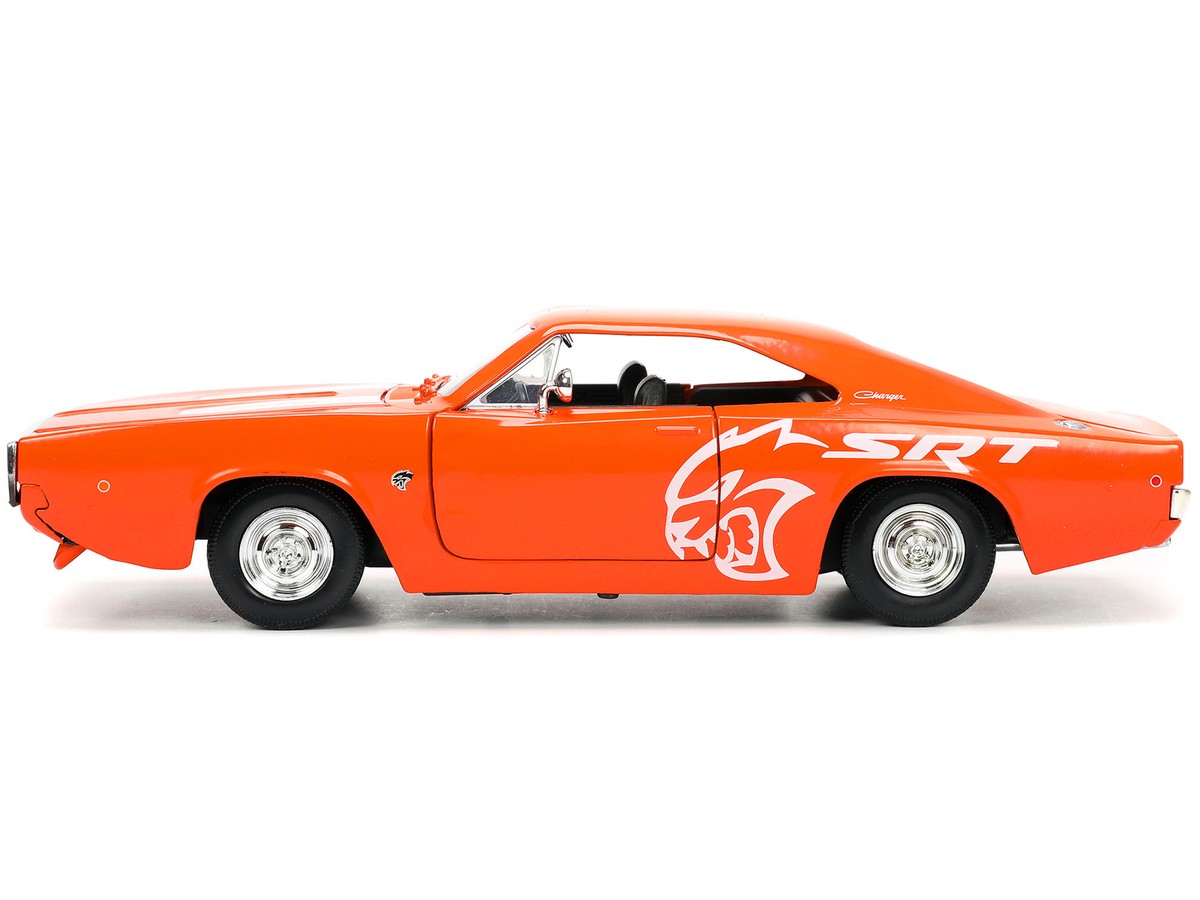 BTM 1968 Dodge Charger R/T ミニカー 1:64 1968 Dodge Charger R/T - Black (Hobby Exclusive) - Town
