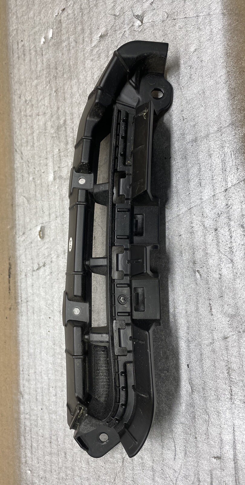 2021 2022 2023 Kia Sorento Trim Cover LH Piece Rear Bumper Side  