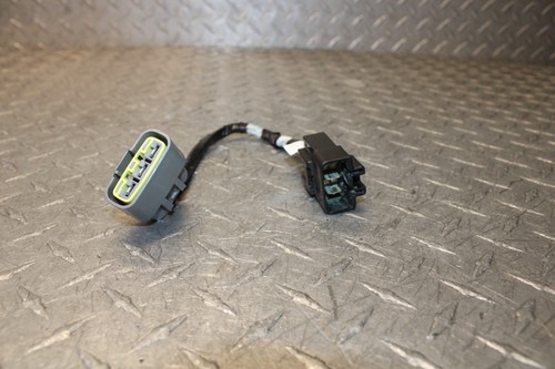 20 Triumph Street Triple RS 1050 Engine Stator Harness Wiring Harness OEM - Picture 5 of 11