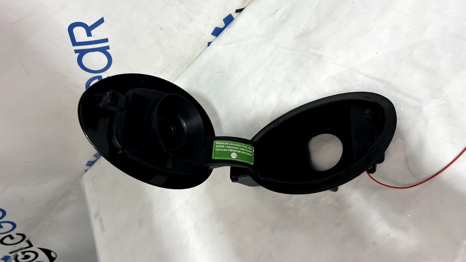 14-21 Maserati Quattroporte Rear Gas Fuel Tank Pot Housing Cover Lid Black OEM✅
