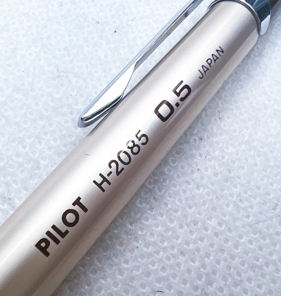 待望の再入荷! PILOT H-2085 0.5m 製図用 シャープペン - 通販 - www