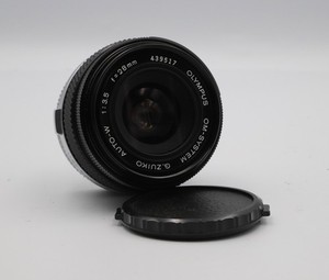 Olympus G.Zuiko 28mm f/3.5 Auto-W OM-System Lens, Excellent Condition.
