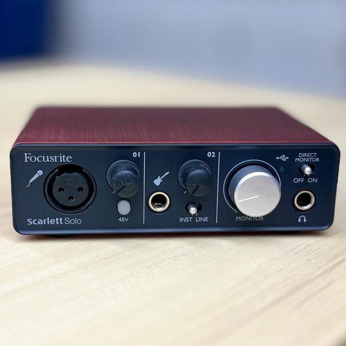 Focusrite Scarlett Solo Digital Recording Interface - First Gen - Clean