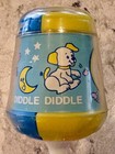 1982 The First Years Hey Diddle Nursery Rhyme Plastic Baby Toy Rattle  — photo 5