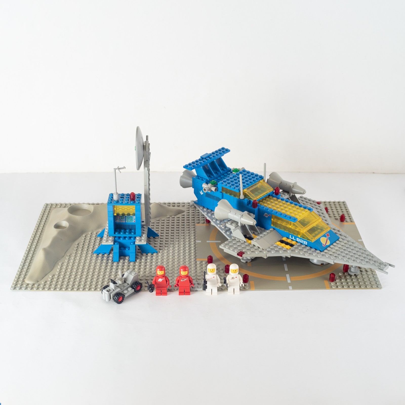 Lego 497/928 Space Base Spaceship / Galaxy Explorer Classic Space (1979)