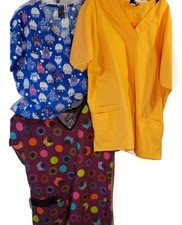 Lot Of 3 Womens Scrub Tops Sz M Cherokee, zoe Chloe, B scrubs. Owls b2 
