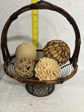 VTG Wire Wicker Basket Metal Hand Made Wicker Bamboo Handle Trim 10x8 Decor