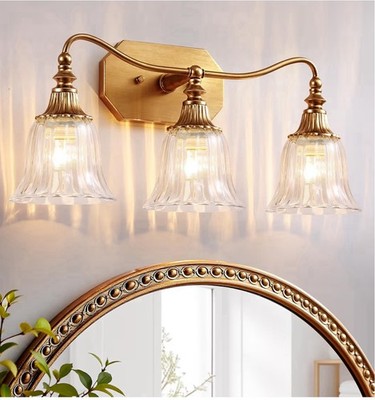 Lámpara dorada para tocador de baño, 3 luces, acabado de latón antiguo