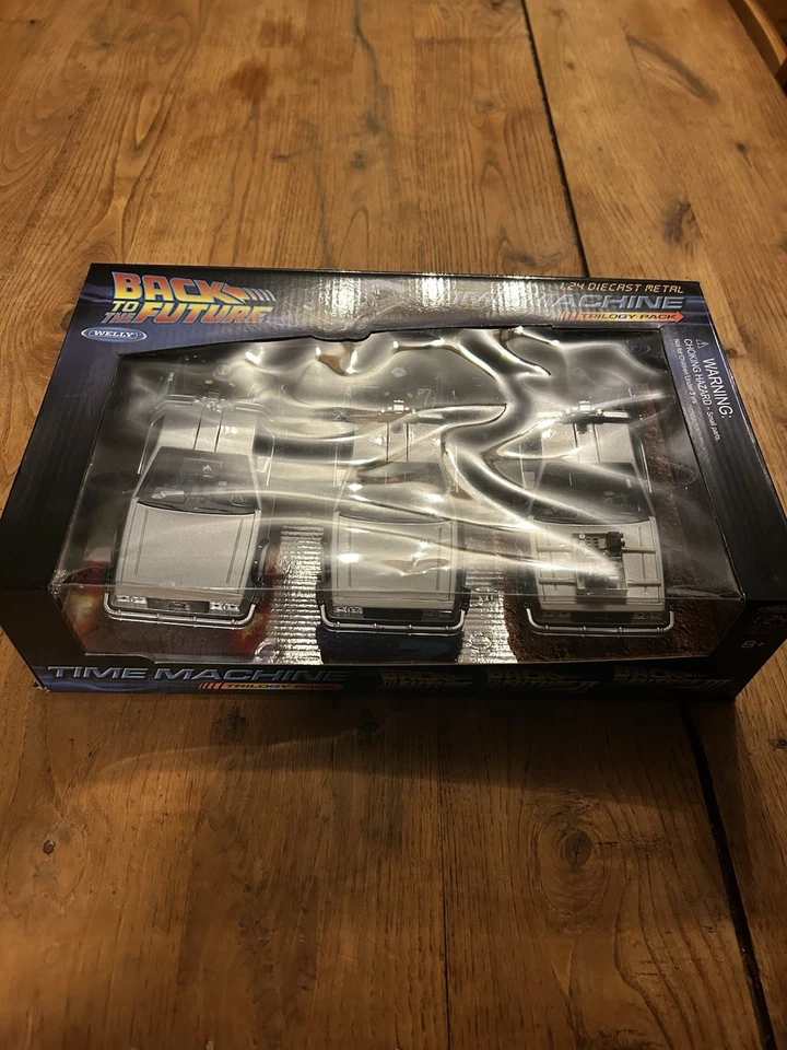 Coffret Collection Voiture Retour Vers Le Futur Doloréan - Photo 1/4