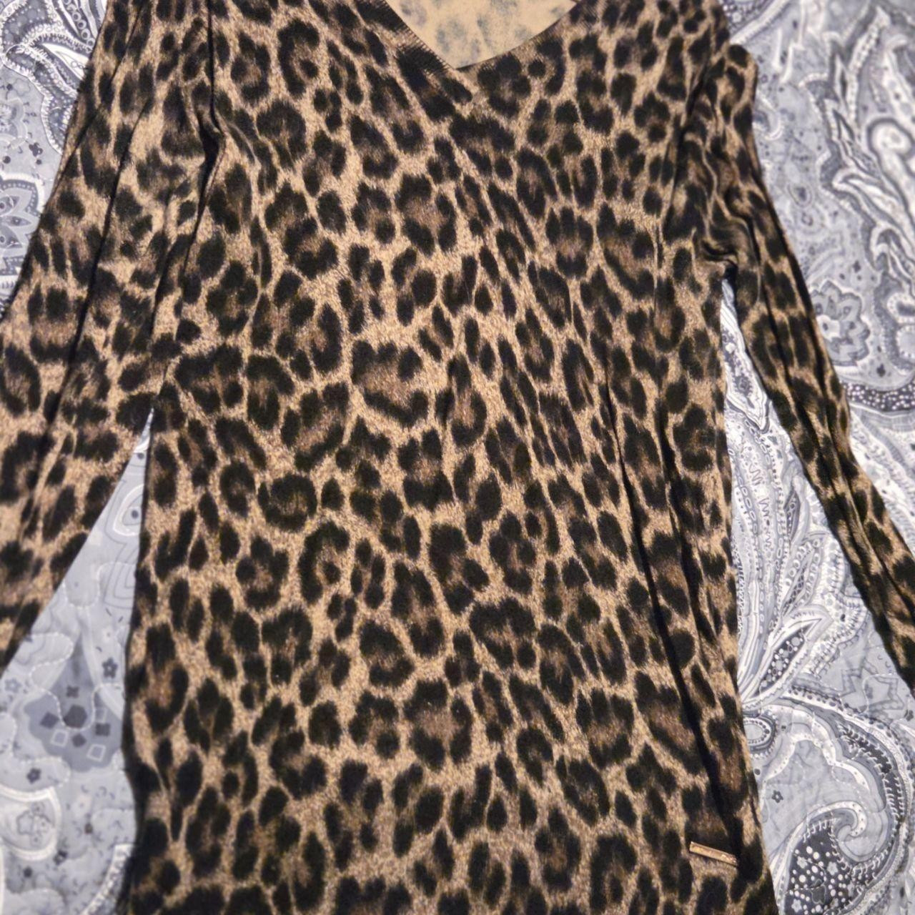 Michael Kors Leopard Animal Print V-Neck Long Sleeve Blouse Brown Black M
