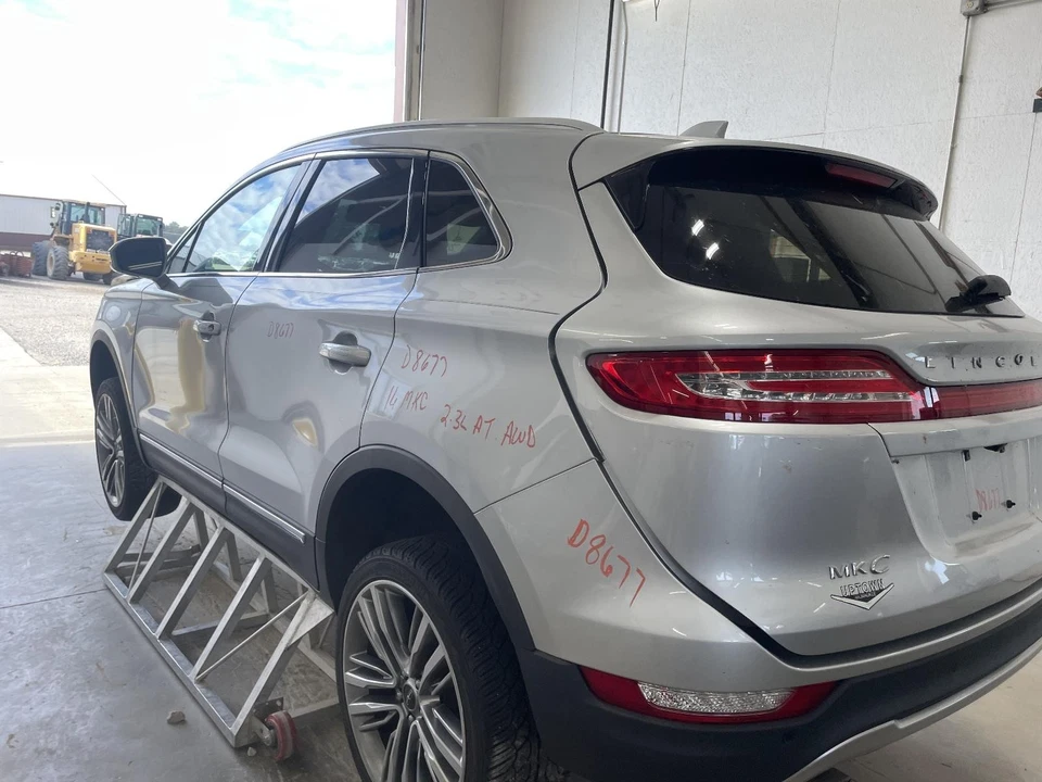 Espejo retrovisor de puerta izquierdo usado se adapta a: Lincoln MKC 2016 lámparas de aproximación con memoria térmica con blin Foto 4 de 4